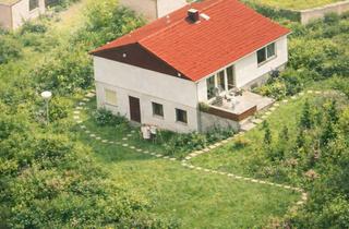 Haus kaufen in 85402 Kranzberg, Bezugsfrei! Familienhaus mit 2 Wohneinheiten + großes, idyll. Grundstück – ruhige Lage nahe München