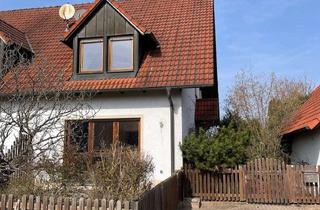 Haus mieten in Viktor-Von-Scheffel Strasse 42, 96132 Schlüsselfeld, Gepflegte Doppelhaushälfte mit Garten, 2 Terrassen & Garage in ruhiger Lage von Schlüsselfeld