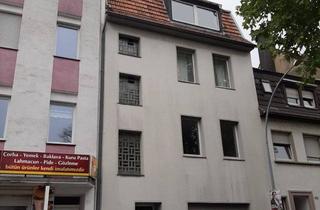 Garagen kaufen in Grevenbroicherst 101, 41065 Mönchengladbach, Mehrfamilienhaus - 4 Wohneinheiten & 2 Garagen. Vollvermietet 26.220€ kalt p.a.