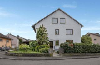 Doppelhaushälfte kaufen in 97271 Kleinrinderfeld, Kleinrinderfeld - Beeindruckende Doppelhaushälfte mit lichtdurchfluteten Räumen in ruhiger Lage