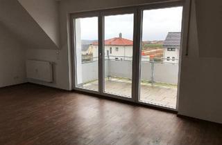 Wohnung kaufen in 93142 Maxhütte-Haidhof, Maxhütte-Haidhof - Attraktive Maisonette-Wohnung mit Südbalkon, Garage