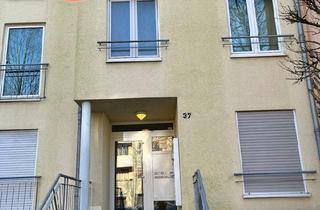 Wohnung kaufen in 50354 Hürth, Hürth - Helle 2-Zimmer-Wohnung mit Balkon, Aufzug, TG-Stellplatz in Hürth