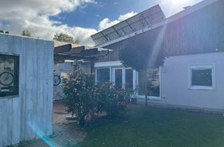 Villa kaufen in 25355 Barmstedt, Barmstedt - Eigenheim mit zwei zusätzlichen Mietwohnungen
