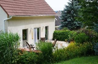 Haus kaufen in 02779 Großschönau, Großschönau - Massives EFH mit Keller und Garage in 02779 Hainewalde