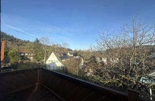 Wohnung kaufen in 79199 Kirchzarten, Charmante 3-Zimmer-Dachgeschosswohnung mit Balkon in ruhiger Lage von Kirchzarten