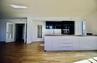 Wohnung kaufen in Jürgen-Töpfer-Str. 65, 22607 Othmarschen, 4,5-Zimmer Wohnung mit Balkon und Aufzug in Hamburg-Othmarschen