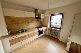 Wohnung mieten in Nikolaus-Alexander-Mair-Straße 4a, 84034 Nikola, ZENTRAL LAGE !! Helle 2,5-Zimmer Wohnung im 1. OG mit Balkon in Landshut-Nikola