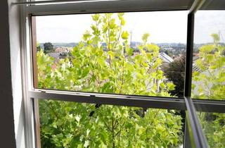 Wohnung mieten in Watzmannstraße 21, 86453 Dasing, Gepflegte 2-Zimmer-Dachgeschosswohnung mit Balkon und Einbauküche in Dasing