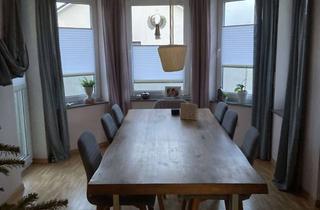 Wohnung mieten in 76351 Linkenheim-Hochstetten, 5-Zimmer Wohnung im EG, modernisiert, mit Balkon und Gartenanteil in Linkenheim-Hochstetten