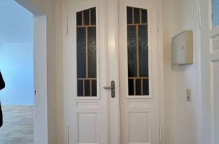 Wohnung mieten in Beesener Straße 250, 06110 Halle, Renovierte Altbau-Dachgeschoßwohnung im südlichen Stadtzentrum