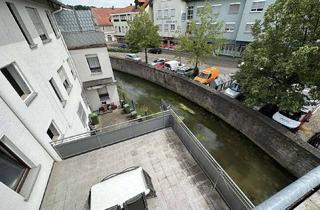 Wohnung mieten in Kübelmarkt 28, 76646 Bruchsal, Großzügige 3 ZKB, EBK + Dachterrasse mit Blick auf die Saalbach am Kübelmarkt - Fußgängerzone