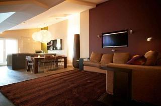 Lofts mieten in 95444 City, Exklusives Designer-Loft im Dachgeschoss — Terrasse, Designerküche, Tiefgarage