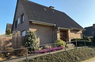 Haus kaufen in Im Wiesengrund, 46509 Xanten, Von privat: Geräumiges Ein- oder Zweifamilienhaus in ruhiger und dennoch zentraler Lage in Xanten