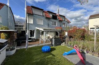 Haus kaufen in 79199 Kirchzarten, RESERVIERT - Reihenendhaus mit Kamin, PV, Klimaanlage, Südterrasse & 2 TG‑Stellplätzen