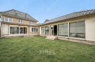 Villa kaufen in 53879 Euskirchen, Stadtvilla mit Poolhaus - 1A saniert!