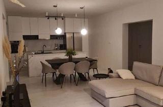 Wohnung kaufen in 52428 Jülich, Sanierte Wohnung mit Aufzug und Balkon im Herzen von Jülich