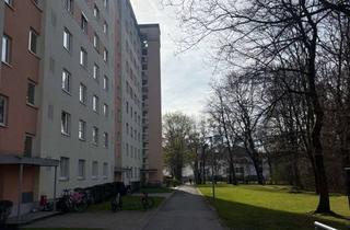 Wohnung mieten in Wilhelmine-Mayer-Straße 25, 87600 Kaufbeuren, Komplett hochwertig renovierte 1-Zimmer Wohnung mit Balkon im 2. OG in Kaufbeuren