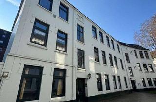 Wohnung mieten in Langenfelder Straße 64A, 22769 Altona-Nord, Helle 2-Zimmer-Altbauwohnung mit Balkon in Hinterhoflage von Altona