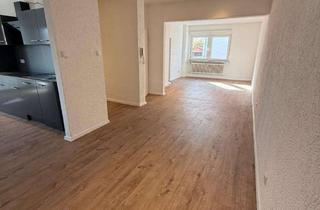 Wohnung mieten in Waldstraße 55, 63110 Rodgau, 2-Zi-Wohnung mit Einbauküche in Rodgau-Weiskirchen