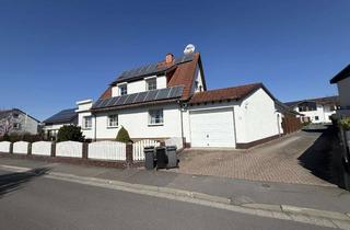 Einfamilienhaus kaufen in 36396 Steinau, Charmantes Einfamilienhaus mit PV-Anlage, Garage & Potenzial in ruhiger Lage von Steinau
