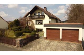 Einfamilienhaus kaufen in 95659 Arzberg, Großzügiges Einfamilienhaus mit Doppelgarage und Werkstatt