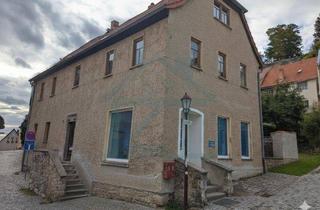 Einfamilienhaus kaufen in 07389 Ranis, Geräumiges Einfamilienhaus mit Einliegerwohnung und Scheune in Ranis