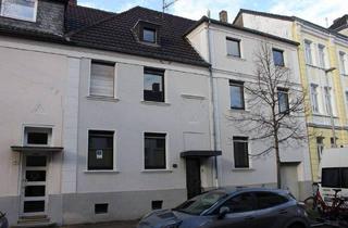 Mehrfamilienhaus kaufen in 53721 Siegburg, Nordrhein-Westfalen - Siegburg - Mehrfamilienhaus mit viel Potential, Siegburg zentral und im Grüne