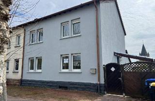 Einfamilienhaus kaufen in 66115 Saarbrücken, Saarbrücken - Gepflegtes 1-2 Familienhaus in ruhiger Lage von Saarbrücken