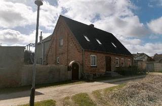 Haus kaufen in 17159 Dargun, Dargun - Haus mit 2 Wohnungen zuverkaufen