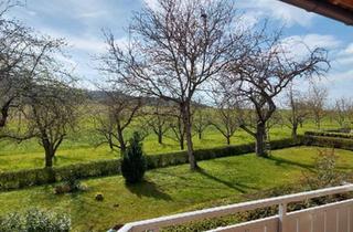Wohnung kaufen in 71573 Allmersbach, Allmersbach im Tal - Attraktive 3 12 Zimmer-Wohnung mit Balkon und Blick ins Grüne
