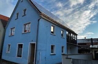 Einfamilienhaus kaufen in 91460 Baudenbach, Baudenbach - PROVISIONSFREI: Viel Platz für Familie in Baudenbach - mit PV