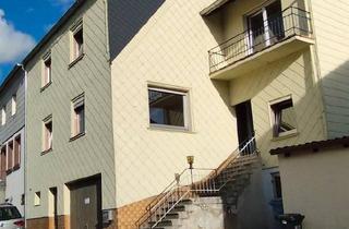 Einfamilienhaus kaufen in 66851 Queidersbach, Queidersbach - Rohdiamant mit Charme: geräumiges Einfamilienhaus mit Garten