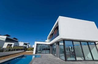 Villa kaufen in 92224 Amberg, Amberg - Villa in Zypern in Strandnähe