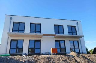 Wohnung kaufen in 91729 Haundorf, Neubau Eigentumswohnungen in Gräfensteinberg im 4-Familienhaus