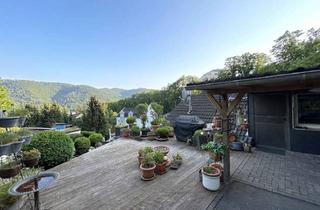 Wohnung kaufen in 56130 Bad Ems, 5-Zimmer-Eigentumswohnung in Zweifamilienhaus mit Balkon & Dachterrasse in Bad Ems