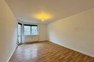 Wohnung kaufen in 22880 Wedel, WEDEL: 4 ZIMMER MIT BALKON UND STELLPLATZ