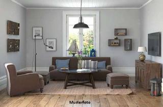 Wohnung kaufen in Papenberger Straße xx, 42859 Innen, Klein, aber Mein! 1-Zimmer-Appartement mit Balkon