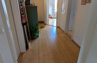 Wohnung kaufen in 21614 Buxtehude, Top-Lage Westfleth: 3-Zimmer-Dachgeschosswohnung mit Balkon & Stellplatz