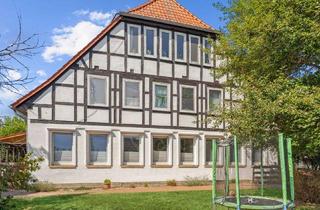 Wohnung kaufen in 32469 Petershagen, Gemütliche 2-Zimmer-Dachgeschosswohnung in naturnaher Lage von Petershagen