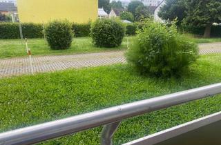 Wohnung kaufen in 65795 Hattersheim, Schöne 2 ZKB Wohnung mit Blick ins Grüne, Wofl 56qm plus Terrasse, Keller und Stellplatz