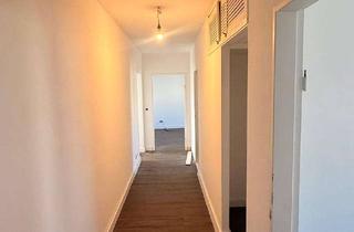 Wohnung mieten in Waldstraße 14, 65843 Sulzbach, Helle 3-Zimmer-Wohnung mit Balkon im 2. OG in Sulzbach (Taunus)