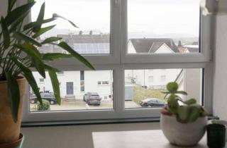 Wohnung mieten in Kettelerstr. 16, 73054 Eislingen, Schöne 3-Zimmer-Dachgeschosswohnung mit Tiefgarage in ruhiger Lage. Einbauküche kann vom Vormieter ü