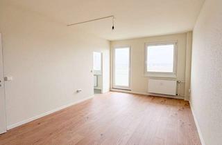 Wohnung mieten in Hans-Otto-Weg, 01219 Leubnitz-Neuostra, Frisch modernisierte 4-Raum-Wohnung mit EBK und Balkon!