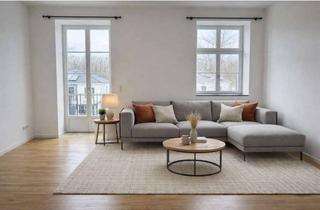 Wohnung mieten in Walter-Krämer-Str. 17E, 38642 Goslar, Helle und einladende Wohnung mit großem Balkon, EBK, Parkett, Naturstein u.v.m.