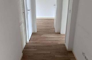 Wohnung mieten in Birkenstr. 18, 32049 Herford, WWS - modernisierte 3-Raum Wohnung mit Balkon