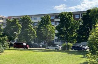 Wohnung mieten in Daniel-Defoe-Straße, 06126 Westliche Neustadt, 4-Ram-Wohnung mit Dusche und Balkon - Ab sofort!