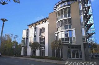 Wohnung mieten in Cossebauder Straße 42/44, 01157 Cotta, Offene 2-R-Whg mit großer Terrasse + Stellplatz!