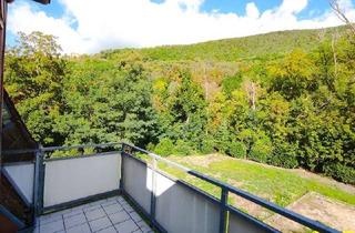 Wohnung mieten in Wolfsburgstraße 20, 67433 Neustadt, 2-Zimmer-Wohnung im 2. OG (DG) mit Balkon und Stellplatz vor dem Haus in grüner Ortsrandlage von NW