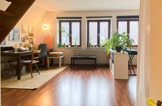 Wohnung mieten in 86150 Innenstadt, Toplage trifft Historie: Exklusive Dachgeschosswohnung in der Augsburger Innenstadt zu vermieten!