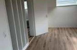Wohnung mieten in Weilerstr. 22, 79540 Lörrach, Helle Dachgeschosswohnung in Lörrach-Weilerstraße